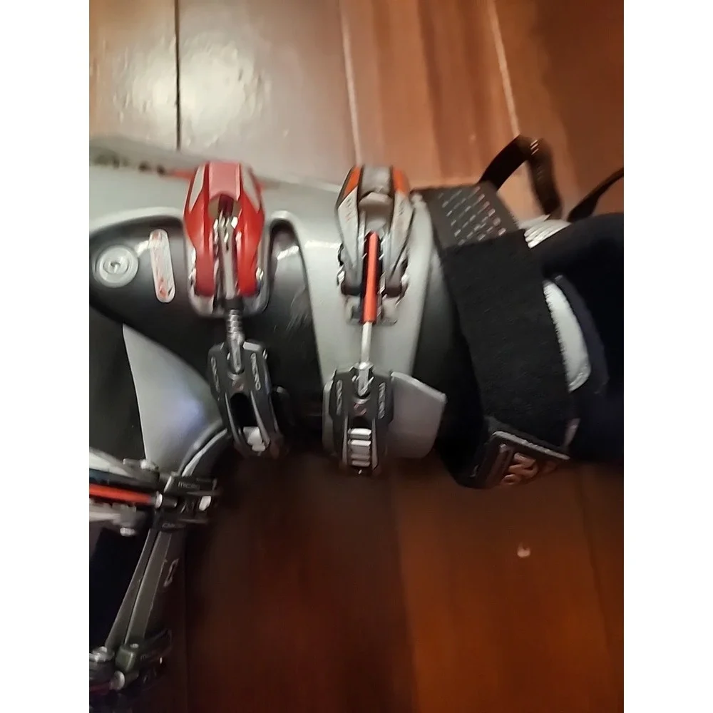 Nordica GranSport 10 Ski Boots Silver Black 80 Flex Index Comfort Fit 315mm